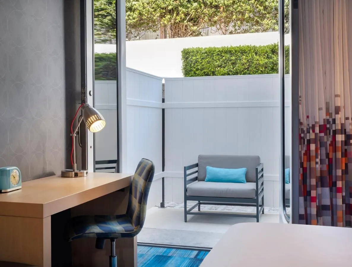 Aloft El Segundo - Los Angeles Airport 3*,